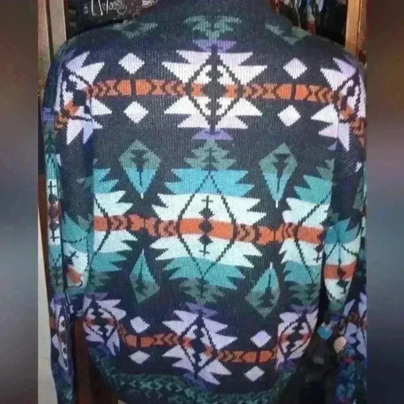 Vintage MC ll Long Sleeve Aztec Print Pullover Sweater - Picture 3 of 5